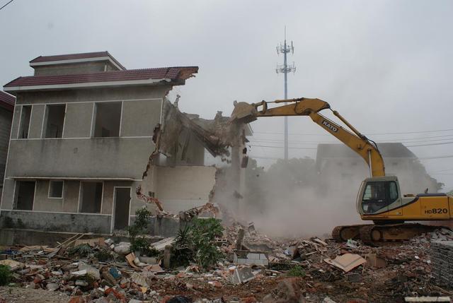 居住在即将拆迁的房子中,应采取哪些措施?「拆迁的时候住哪里」 维修服务