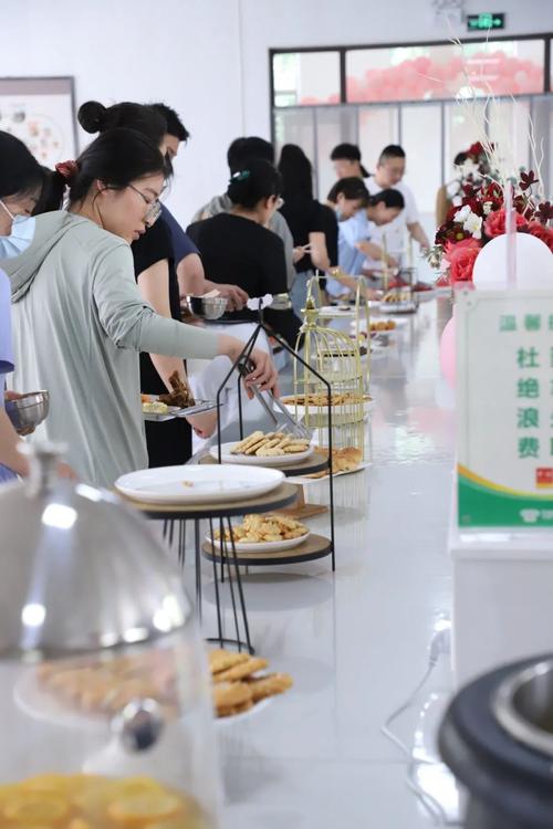 上海饭菊餐饮:因未按要求设收集容器被罚 1000 元「上海饭辟文化传播有限公司」 维修服务