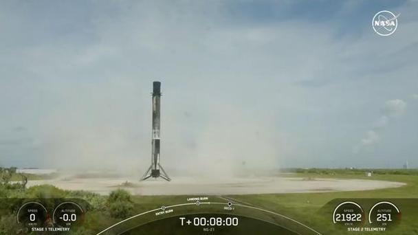 SpaceX向国际空间站发射天鹅座货运飞船，出现引擎故障