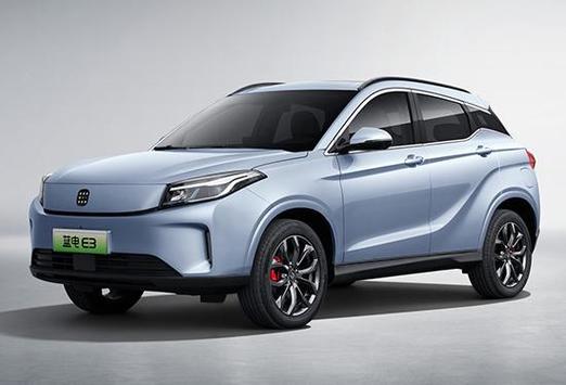 东风风光E3改款纯电续航405km，赛力斯蓝电E3售13.98万元起