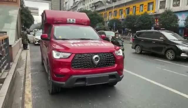 龙山广播传送“消防经”助推消防安全“敲门行动”