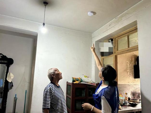 潍坊消防去年为23291户独居老人安装烟感器