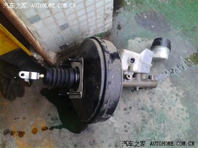 大众高尔夫7真空助力器损坏泄压故障检修 家电资讯