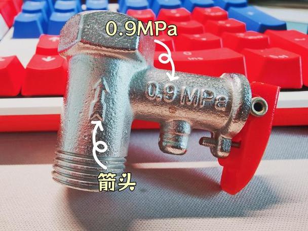 电热水器下面有个“小阀门”，维修多花冤枉钱，好多都因为“它”