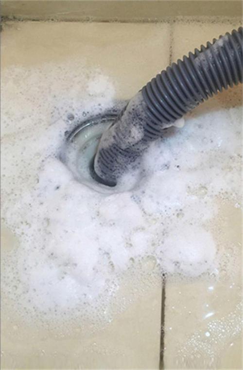 清理洗衣机排水管道水垢