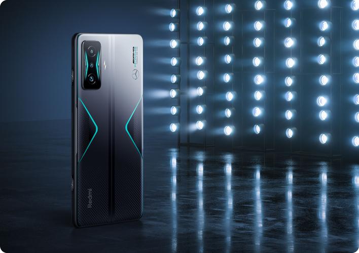 同样是3千价位我是选RedmiK50电竞版还是小米12