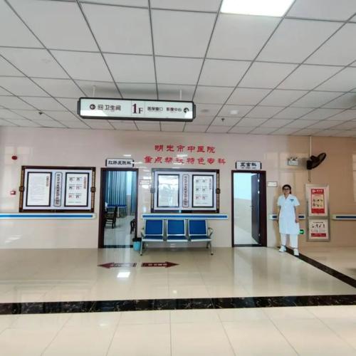 连续探访7家基层美容后，我发现