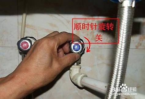 美的热水器维修|美的热水器进水阀门往哪边是开关啊。