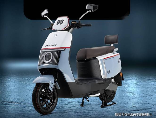 大阳推出一款电摩U22，搭载睿能电机和72V大电池，最高续航170KM