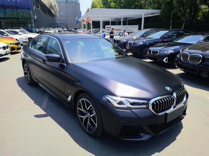 体验进口宝马540i，配3.0T动力，5.1秒破百，预算60万买它值吗。
