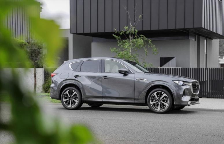 全新马自达CX-60采用插电式混动系统有高端的定位