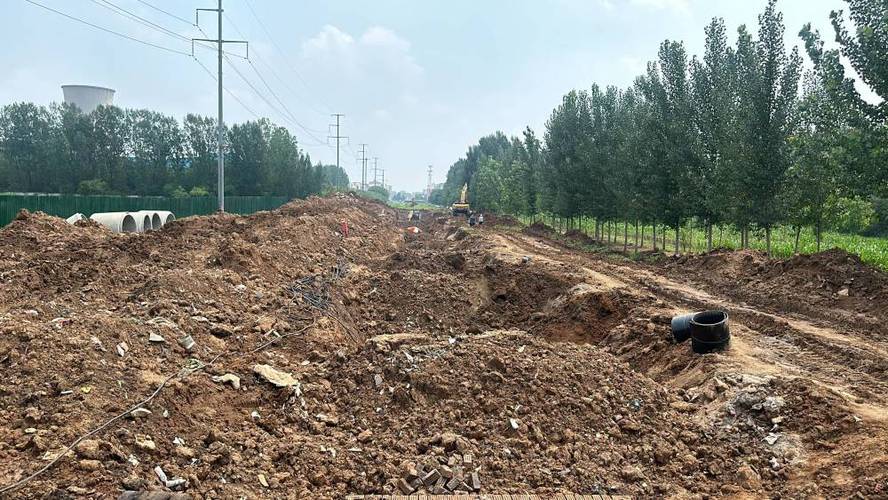 枣庄市中区城区西部因突发爆管故障供暖中断，正紧急抢修