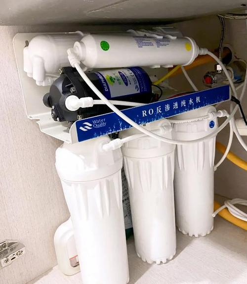 净水器厂家哪家好。家用净水机纯水机和桶装水、小区水站的区别 家电资讯