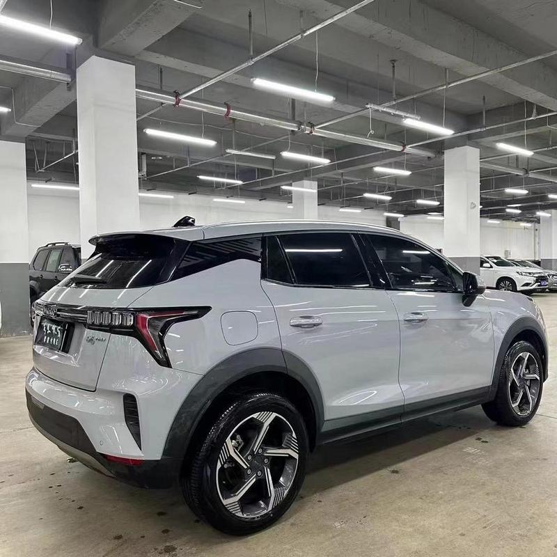 领克06PHEV，插电式混动小型SUV，实力到底怎么样。