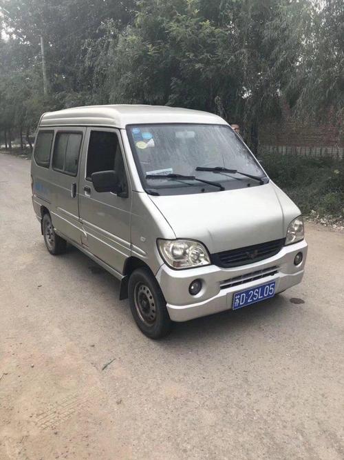 检车新规把面包车排除了,为何五菱之光是面包车,五菱宏光却不是 家电资讯