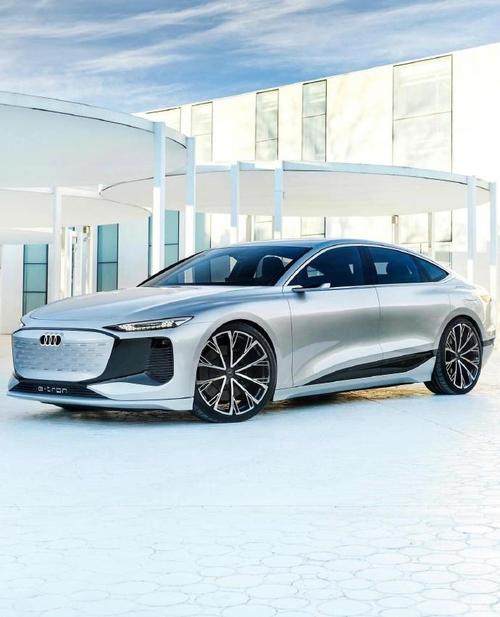 奥迪官方确认燃油A6将成绝版，纯电奥迪A6e-tron于2022年量产