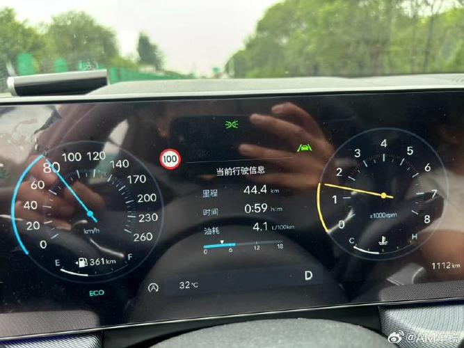 丐版就是10气囊，比A4L廉价，油耗4.1L，近乎零骂声