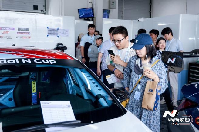 油电双驱的驾驶盛宴现代N品牌驾驶培训学院赛道体验