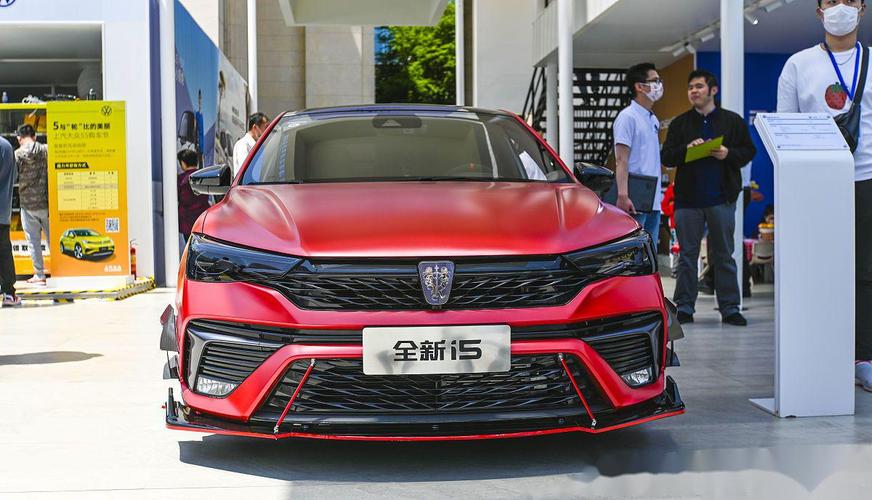 上汽荣威为什么要推出全新荣威i5GT版本车型。