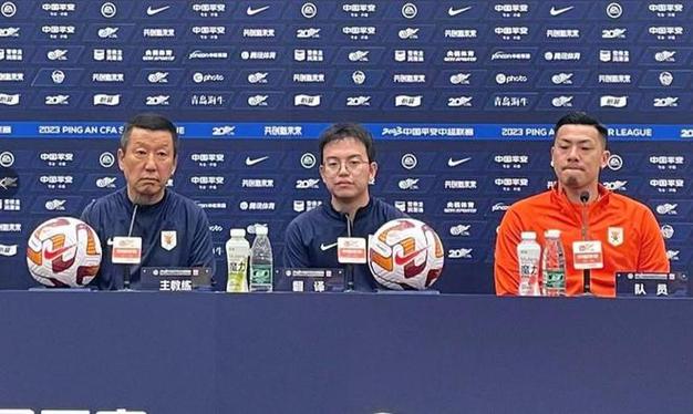 2-0山东泰山“轰懵”河南，15分钟2球，崔康熙找到泰山队说明书