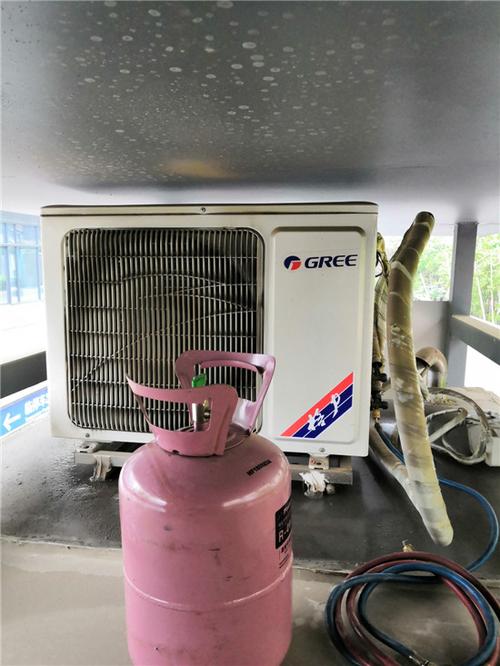 两台空调加氟收980元是被坑了吗。