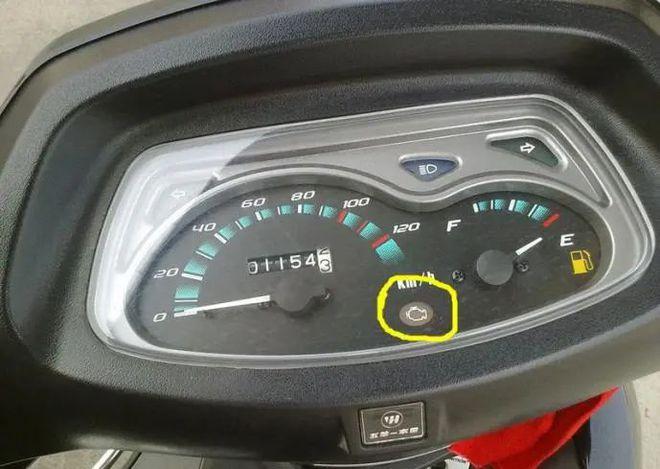 摩托车遇冷无电故障