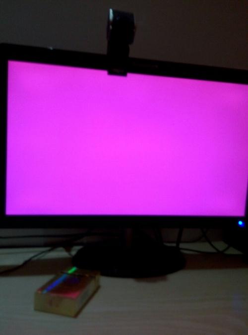 组装电开机红屏故障