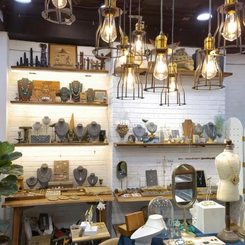 东岗镇室内装修店的魅力：打造美好家居生活的艺术殿堂