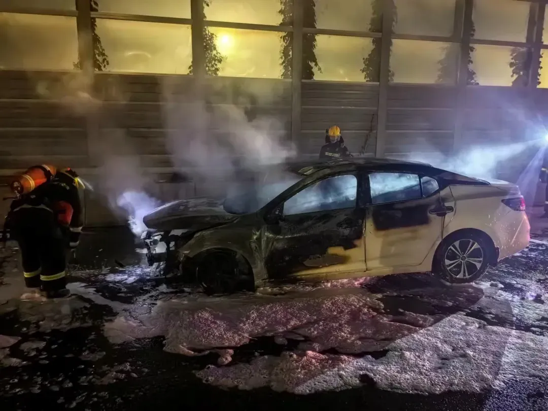 多地出现车辆自燃 高温天用车注意这些 多地出现车辆自燃 高温天用车注意这些「多地出现车辆自燃 高温天用车注意这些问题」 维修服务