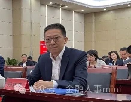 招行中高层人事调整 老将刘辉入局董事会 招行中高层人事调整 老将刘辉入局董事会「招行刘辉履历」 汽车服务