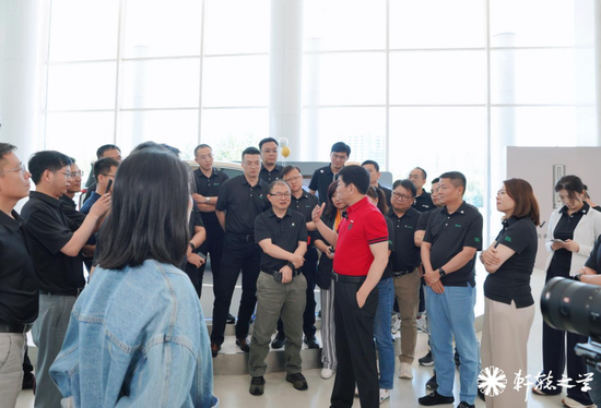 魏建军：水军带节奏把美的说成丑的，跟刀郎《罗刹海市》的逻辑差不多 魏建军：水军带节奏把美的说成丑的，跟刀郎《罗刹海市》的逻辑差不多 生活资讯