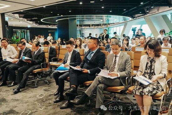 峰会回顾 | 跨境人民币债券市场解析及前瞻研讨峰会完美落幕 峰会回顾 | 跨境人民币债券市场解析及前瞻研讨峰会完美落幕「跨境人民币外债管理办法」 汽车服务