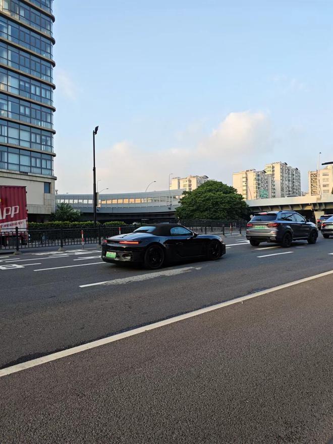 保时捷 718 纯电跑车国内谍照曝光，预计 2024 年底亮相 保时捷 718 纯电跑车国内谍照曝光，预计 2024 年底亮相「保时捷718纯电动」 生活资讯