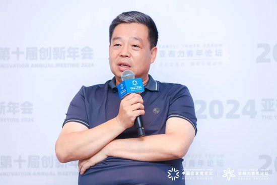 汪林朋、叶军等畅谈AI的机遇与挑战 汪林朋、叶军等畅谈AI的机遇与挑战「汪林朋简介」 天气预报