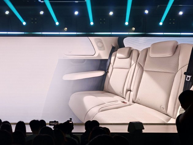  零跑C16汽车正式上市：纯电/增程6座SUV 售价15.58万元起「零跑c11汽车测评」 汽车服务