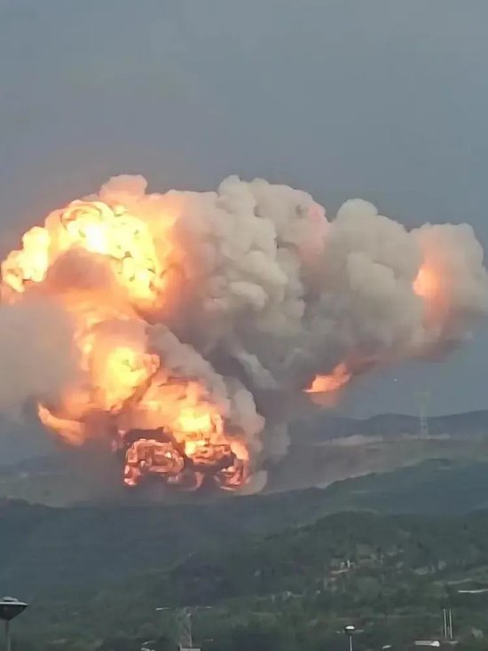 突发！火箭坠落，起火爆炸 突发！火箭坠落，起火爆炸「突发!火箭坠落,起火爆炸怎么办」 汽车服务