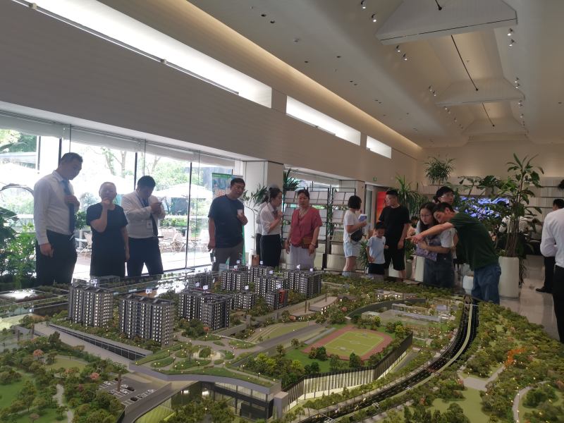 北京新政后首个周末：购房者出动，看房量显著提升 北京新政后首个周末：购房者出动，看房量显著提升「北京购房周期」 维修服务