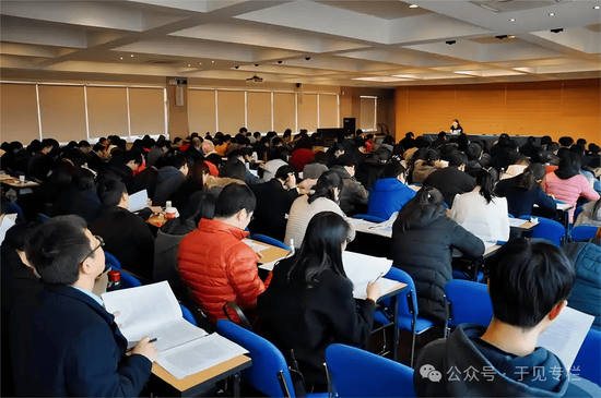 教育风口之下，中公教育困在“浪”里 教育风口之下，中公教育困在“浪”里「中公教育到底怎么了」 生活资讯