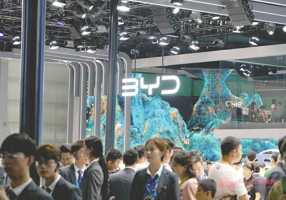 自主车企“年中考”成绩出炉：比亚迪独大「2021年比亚迪中报」 家电资讯