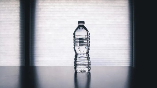 赵何娟：宗馥莉难以接班娃哈哈，早在赶走达能时就已注定 赵何娟：宗馥莉难以接班娃哈哈，早在赶走达能时就已注定「宗馥莉今年39岁」 家电资讯