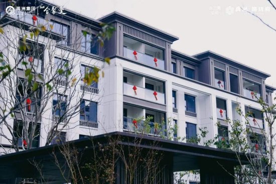 深圳“天价”豪宅被拍卖，洪涛集团老板娘救公司于水火，嫁给上市老总屈才了？ 深圳“天价”豪宅被拍卖，洪涛集团老板娘救公司于水火，嫁给上市老总屈才了？ 生活资讯