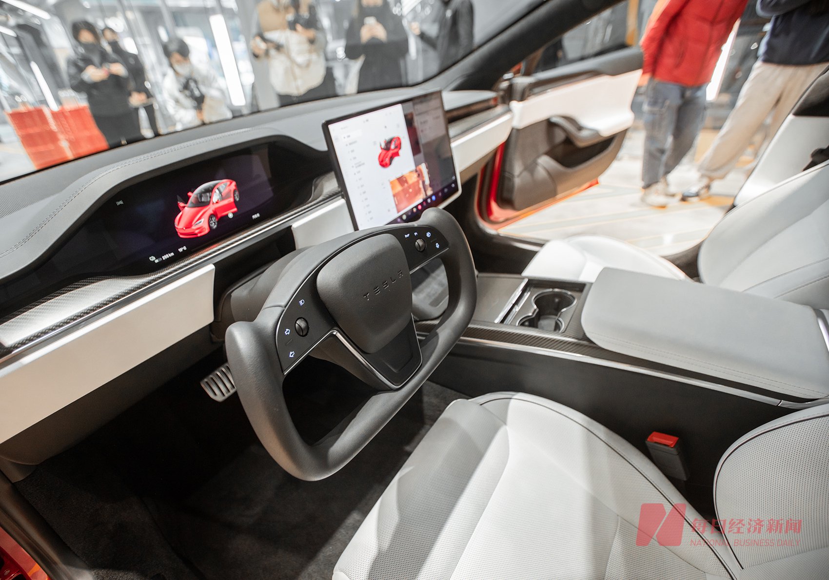 特斯拉大跌近13%！Q2净利润同比下降45%，马斯克狂“画饼”：Robotaxi10月发布，FSD有望年底入华 特斯拉大跌近13%！Q2净利润同比下降45%，马斯克狂“画饼”：Robotaxi10月发布，FSD有望年底入华 天气预报