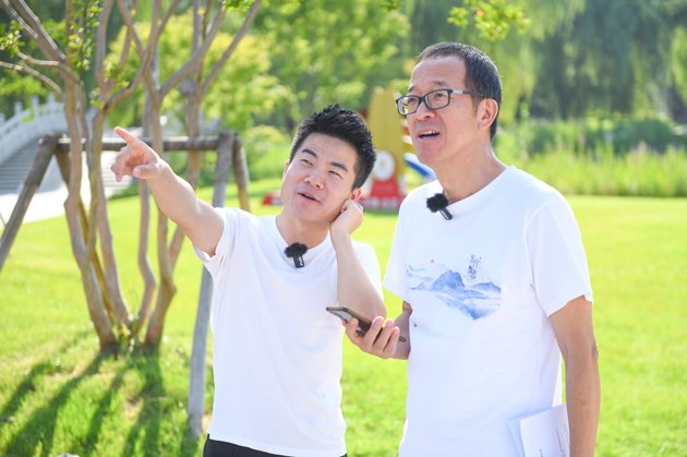 一次体面的分手：“与辉同行”品牌独立，东方甄选断舍离 一次体面的分手：“与辉同行”品牌独立，东方甄选断舍离 生活资讯